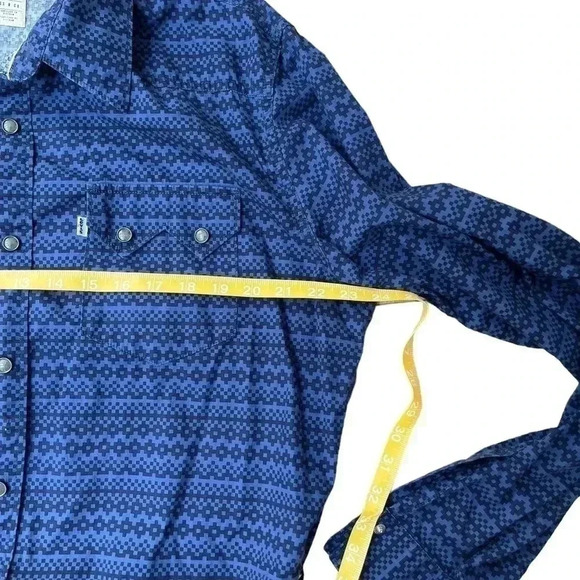 Levi’s Aztec snap western shirt size XL - Picture 4 of 8